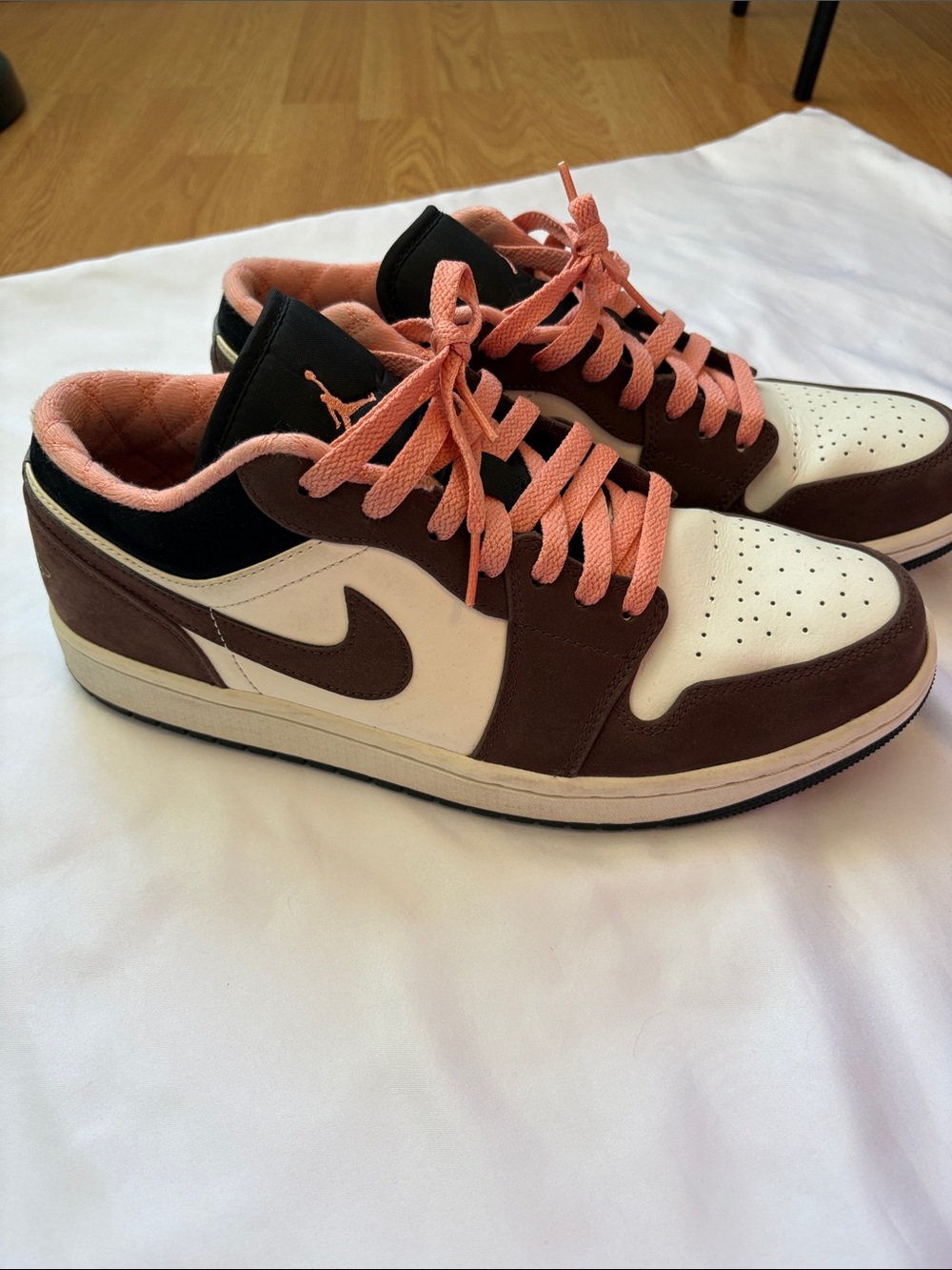 Nike Jordan Low Top Sneakers in Brown, Cream & Pink